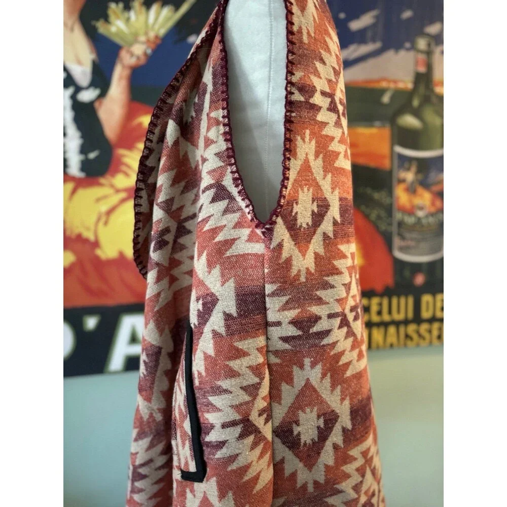 Aztec boho Vest - Picture 5 of 10